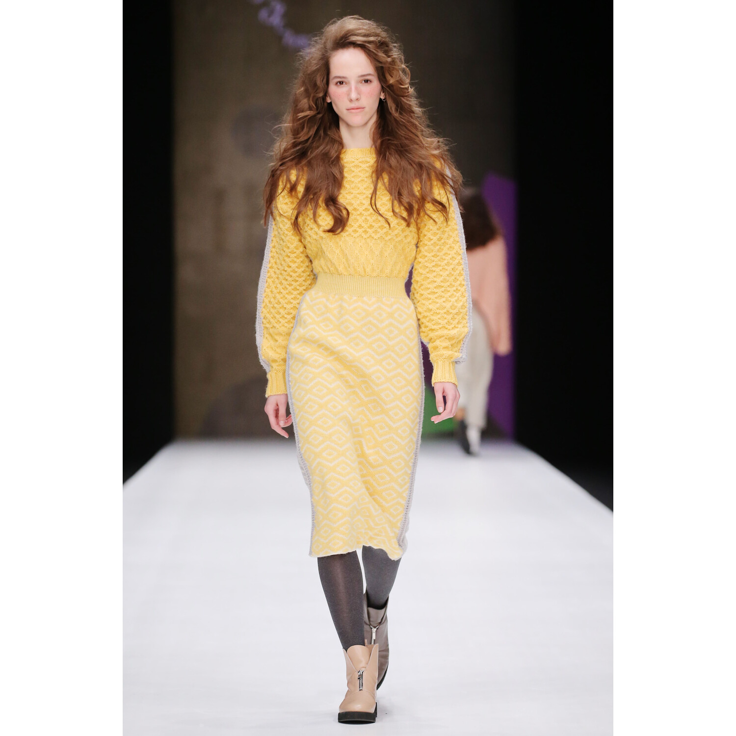 Фото KSENIASERAYA Fall 2018 Ready-to-Wear , Ксения Серая осень зима 2018 , Fashion show , неделя моды в Москве , MBFWRussia , Mercedes Benz Fashion Week , Mainstyles , Mainstyle